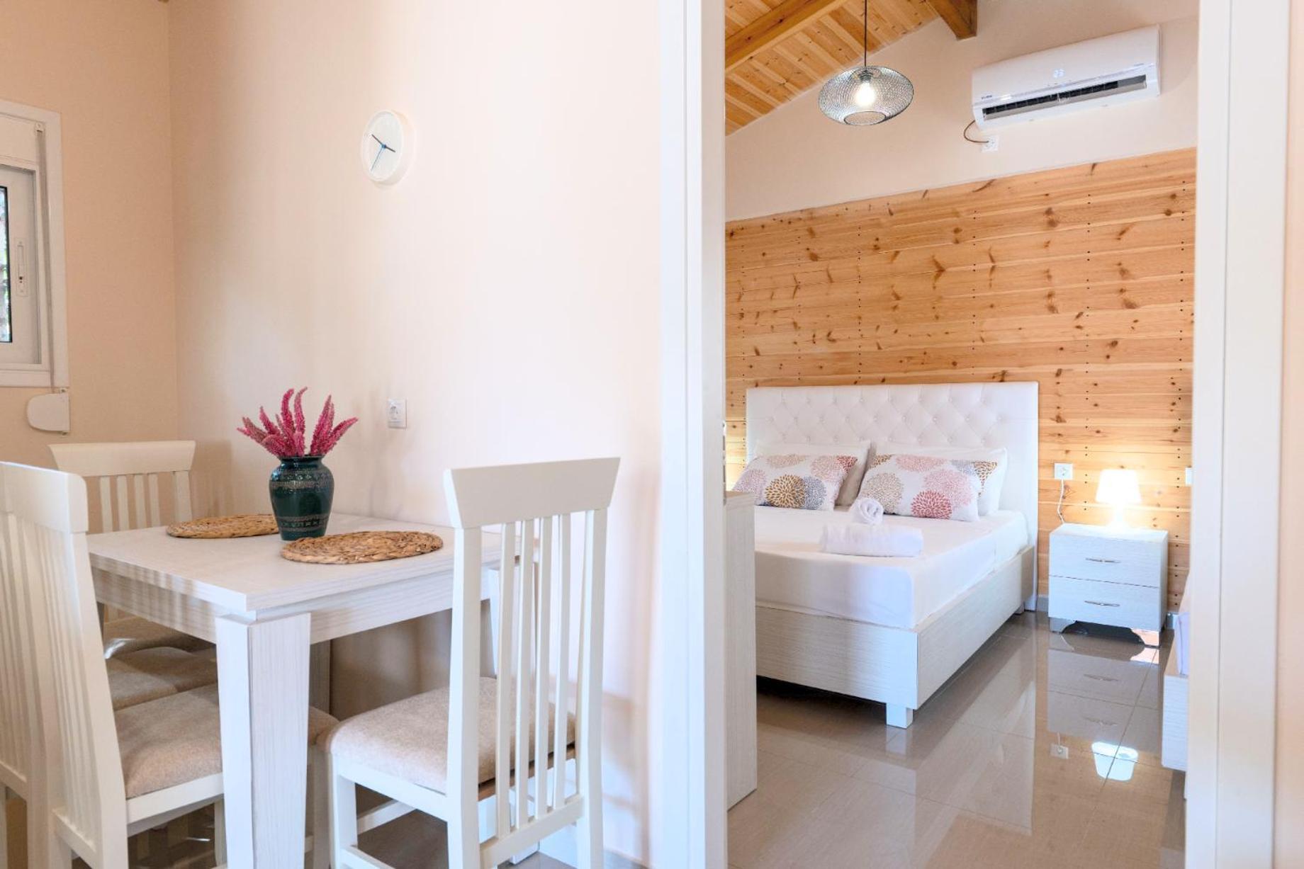 Dajana Apartments คซามิล ภายนอก รูปภาพ